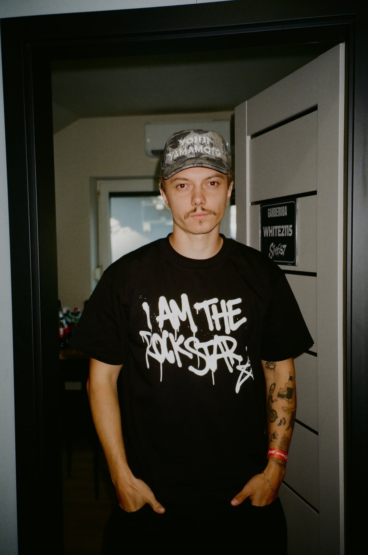 „I AM THE ROCKSTAR” TEE