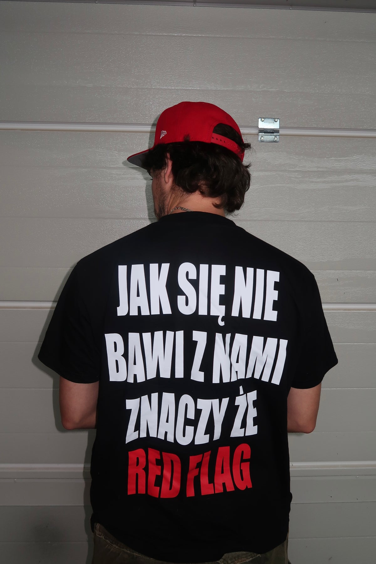 RED FLAG TEE 🚩 (PRZEDSPRZEDAŻ)